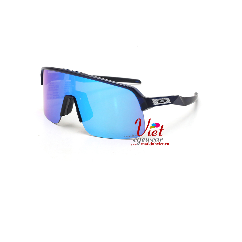 Kính mát Oakley OO9496  03